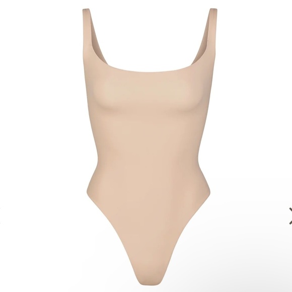 SKIMS Tops - Skims Small SQUARE NECK Fits Everybody BODYSUIT Mica NWT